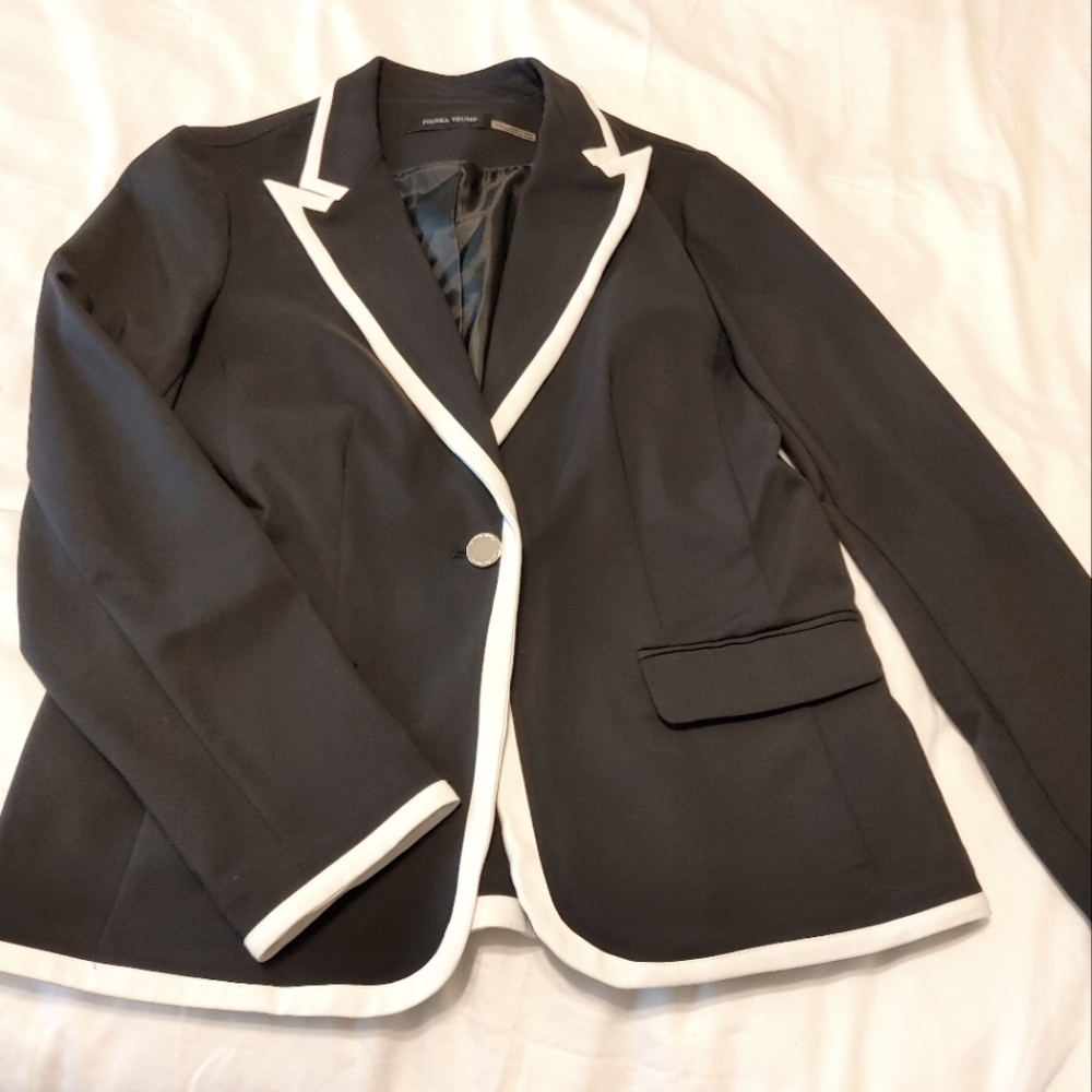 Ivanka Trump Blazer
